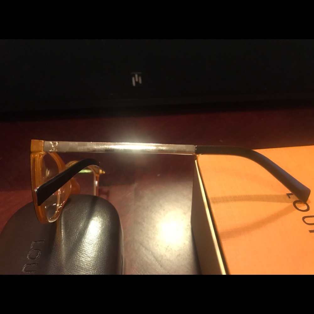 Louis Vuitton Eyeglasses - Picture 6 of 8